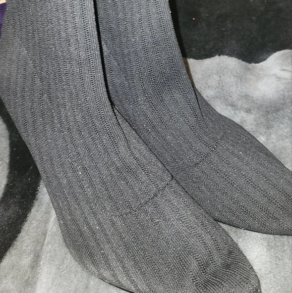 GUESS HEELS - Picture 2 of 3